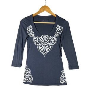 Boston Proper Graphic Print top 3/4 Sleeve Top S Gray White Tee RETRO Y2K